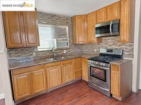 1132 86Th Ave, Oakland CA 94621