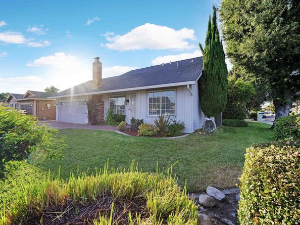 866 Cortland Way, Livermore CA 94551