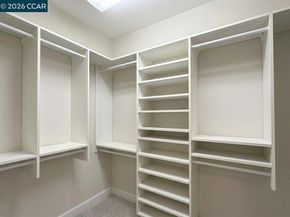 2291 Overlook Dr, Walnut Creek CA 94597