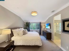 2291 Overlook Dr, Walnut Creek CA 94597