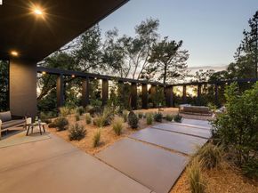 5645 Bacon Rd, Oakland CA 94619