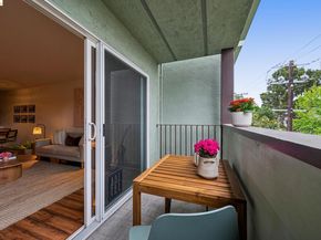 199 Montecito Ave 301, Oakland CA 94610