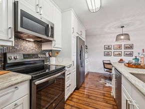 199 Montecito Ave 301, Oakland CA 94610