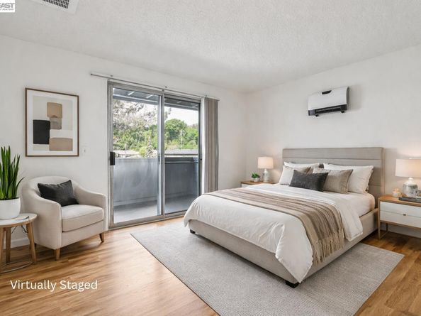 620 River Oak Way 84, Hayward CA 94544