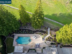 10 Crownridge Dr, Danville CA 94506