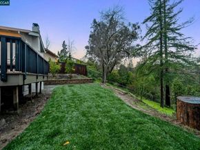 222 Donegal Way, Martinez CA 94553