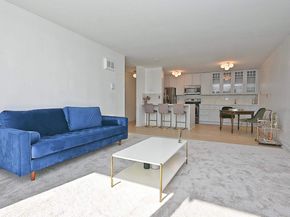 960 Shorepoint 215, Alameda CA 94501