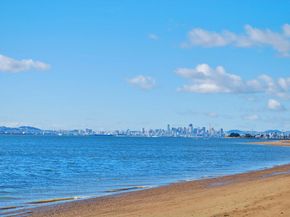 960 Shorepoint 215, Alameda CA 94501