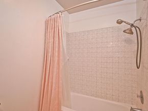 960 Shorepoint 215, Alameda CA 94501