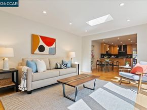 7 Doral Dr, Moraga CA 94556