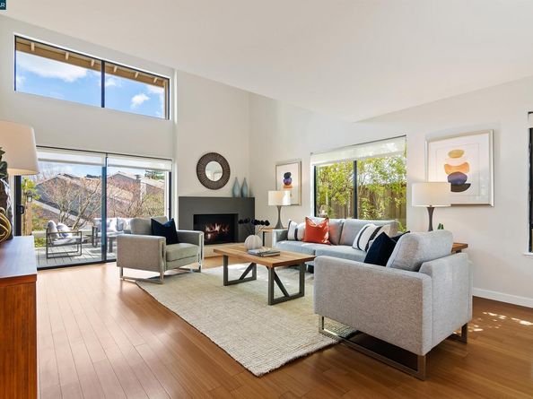 7 Doral Dr, Moraga CA 94556