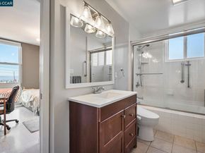 2 Panoramic Way 304, Berkeley CA 94704