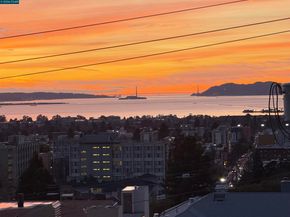 2 Panoramic Way 304, Berkeley CA 94704