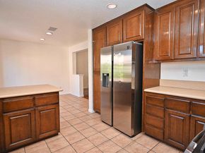 215 Santa Barbara St, San Pablo CA 94806