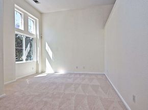 215 Santa Barbara St, San Pablo CA 94806