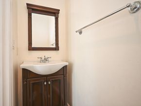 215 Santa Barbara St, San Pablo CA 94806