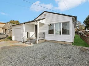 9638 E St, Oakland CA 94603