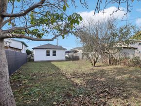 9638 E St, Oakland CA 94603