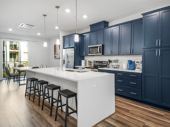 538 Martin Mariner Avenue, Alameda CA 94501