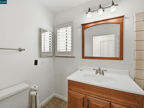 970 Joaquin Ave, San Leandro CA 94577