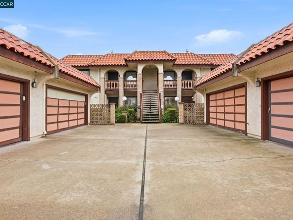 970 Joaquin Ave, San Leandro CA 94577