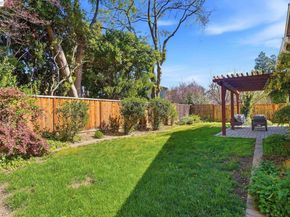 1074 Harvest Cir, Pleasanton CA 94566