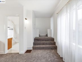 18425 Pepper St, Castro Valley CA 94546