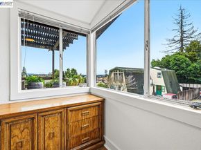 18425 Pepper St, Castro Valley CA 94546