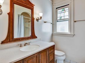 1822 Clinton Ave, Alameda CA 94501