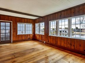 1822 Clinton Ave, Alameda CA 94501