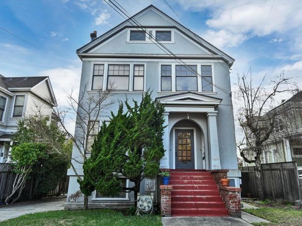 1822 Clinton Ave, Alameda CA 94501