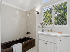 824 Paru St, Alameda CA 94501
