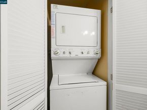 1201 Skycrest Dr 2, Walnut Creek CA 94595