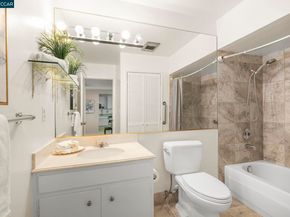 1201 Skycrest Dr 2, Walnut Creek CA 94595