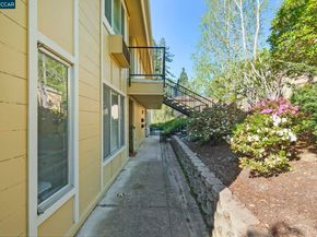 1201 Skycrest Dr 2, Walnut Creek CA 94595