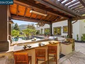 60 Terra Teresa, Lafayette CA 94549