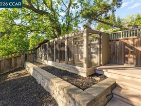 60 Terra Teresa, Lafayette CA 94549
