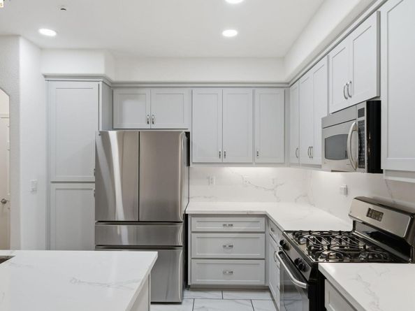 4132 Clarinbridge Cir, Dublin CA 94568