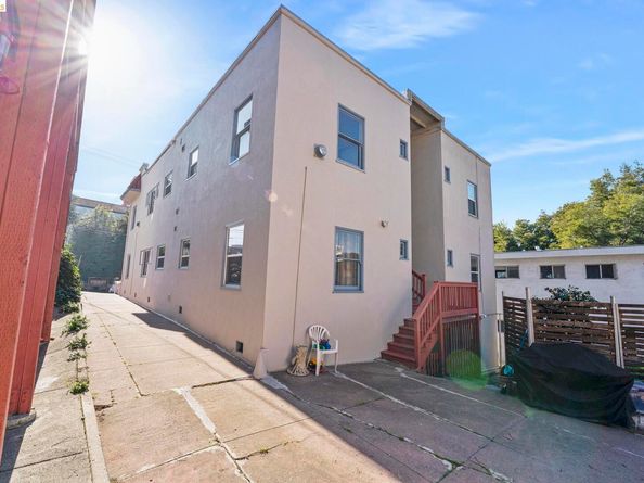 256 29Th St, Oakland CA 94611
