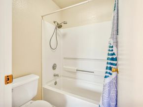 7 Town Square Pl, Oakland CA 94603