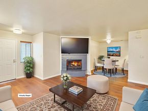 7 Town Square Pl, Oakland CA 94603