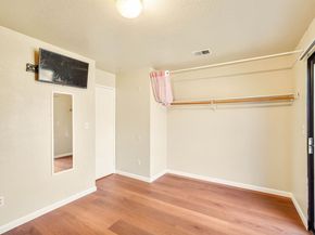 7 Town Square Pl, Oakland CA 94603