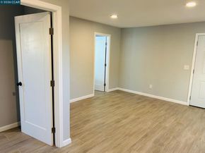 532 5th St, Richmond CA 94801