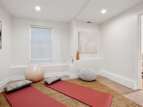 864 Arlington Ave, Oakland CA 94608