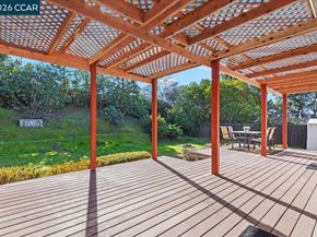 207 Midway Dr, Martinez CA 94553