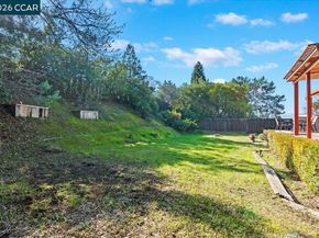 207 Midway Dr, Martinez CA 94553