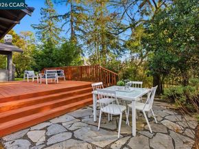 6 Sparrow Ct, Moraga CA 94556