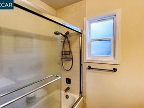 22 Holcomb Ct, Walnut Creek CA 94596