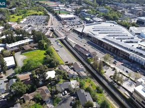 22 Holcomb Ct, Walnut Creek CA 94596