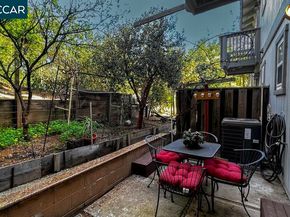 22 Holcomb Ct, Walnut Creek CA 94596